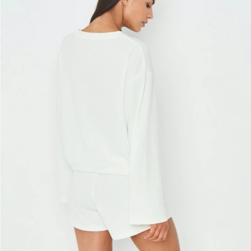 All Fenix White/Cream Ribbed Leo Drawstring Front Cropped Sweater Size Small EUC - Picture 2 of 10